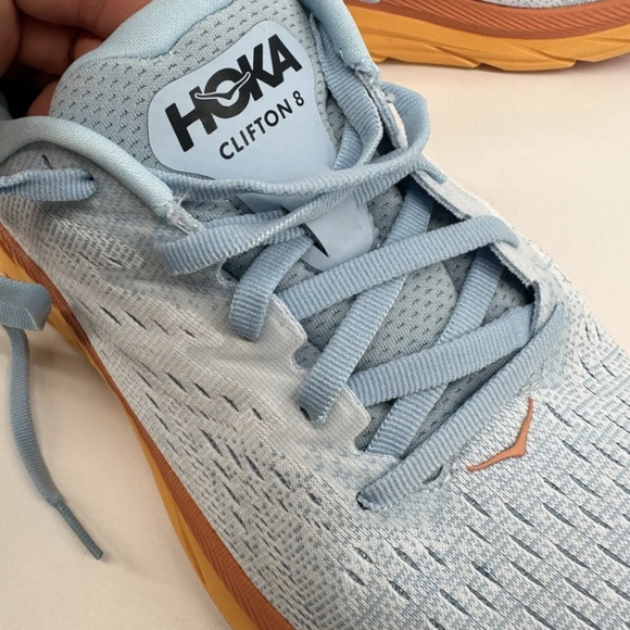 HOKA ONE ONE Clifton 8 Women Shoes Size 7.5 TREAT YOURSELF TO THE LUXURY OF HOKA - Picture 3 of 3